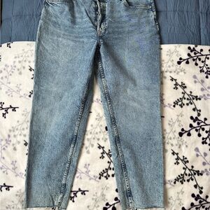 H&M Divided Light Blue Mom Jeans